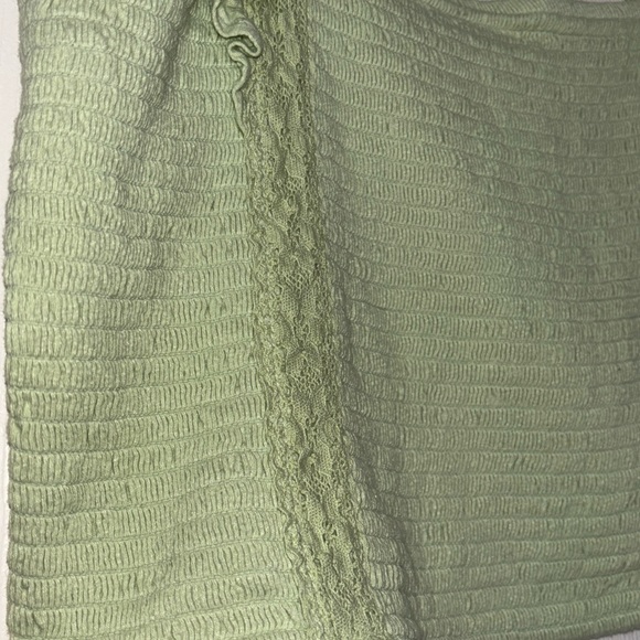 Green Ruffled Top - Picture 2 of 3